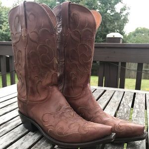 Gorgeous Lucchese Western Boots!